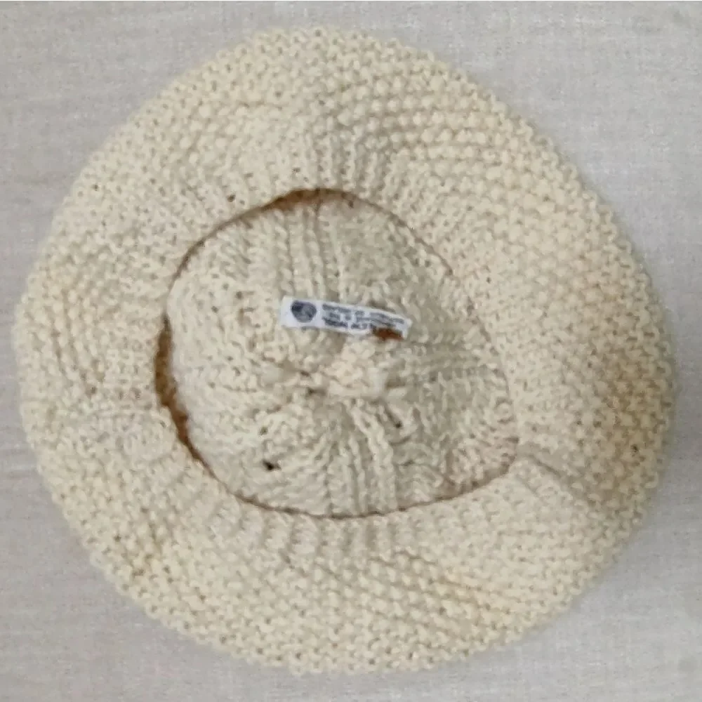 Vintage Hand Knit New Wool Irish Tam Beret Hat with Pom Pom